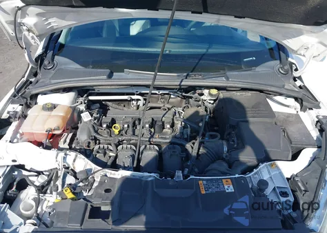 2016 Ford Focus Titanium z USA, uszkodzony, nr VIN 1FADP3J24GL236096